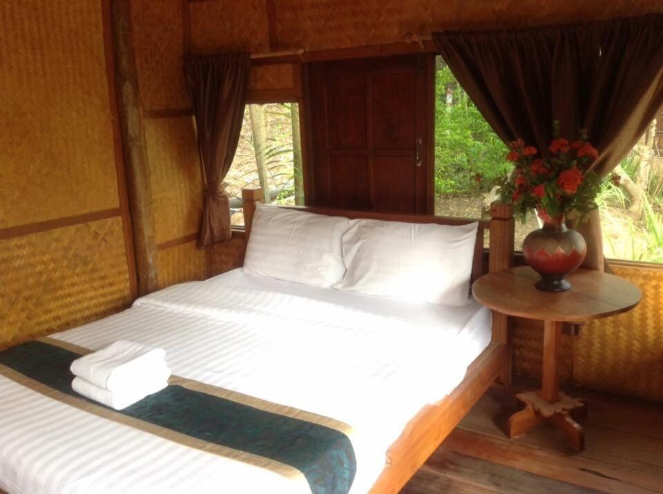 Pai Treehouse Hotel Екстериор снимка